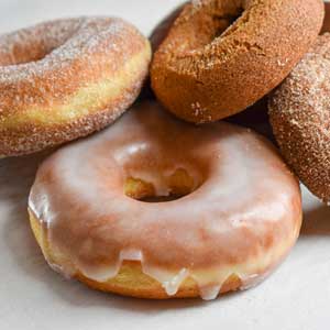 Custom Donut – 24 hr Notice, Min order of 2 (In-Store Pickup)